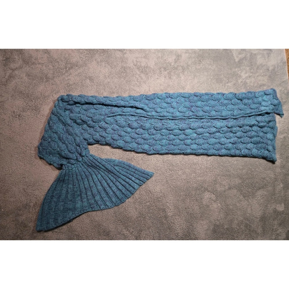 Knit Teal Blue Purple Accent Adult Size Mermaid Tail Blanket Gift - Picture 2 of 4